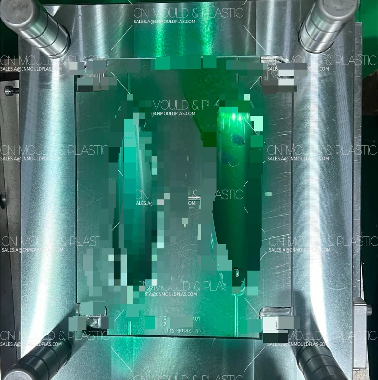 Abgewinkelte Pins Einfügen-Form-Anwendung