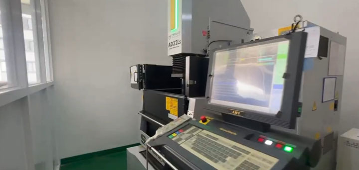 Funkenerosion (Elektroentformung)